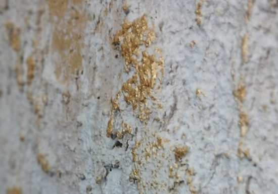 modern művészet találkozása a falakon